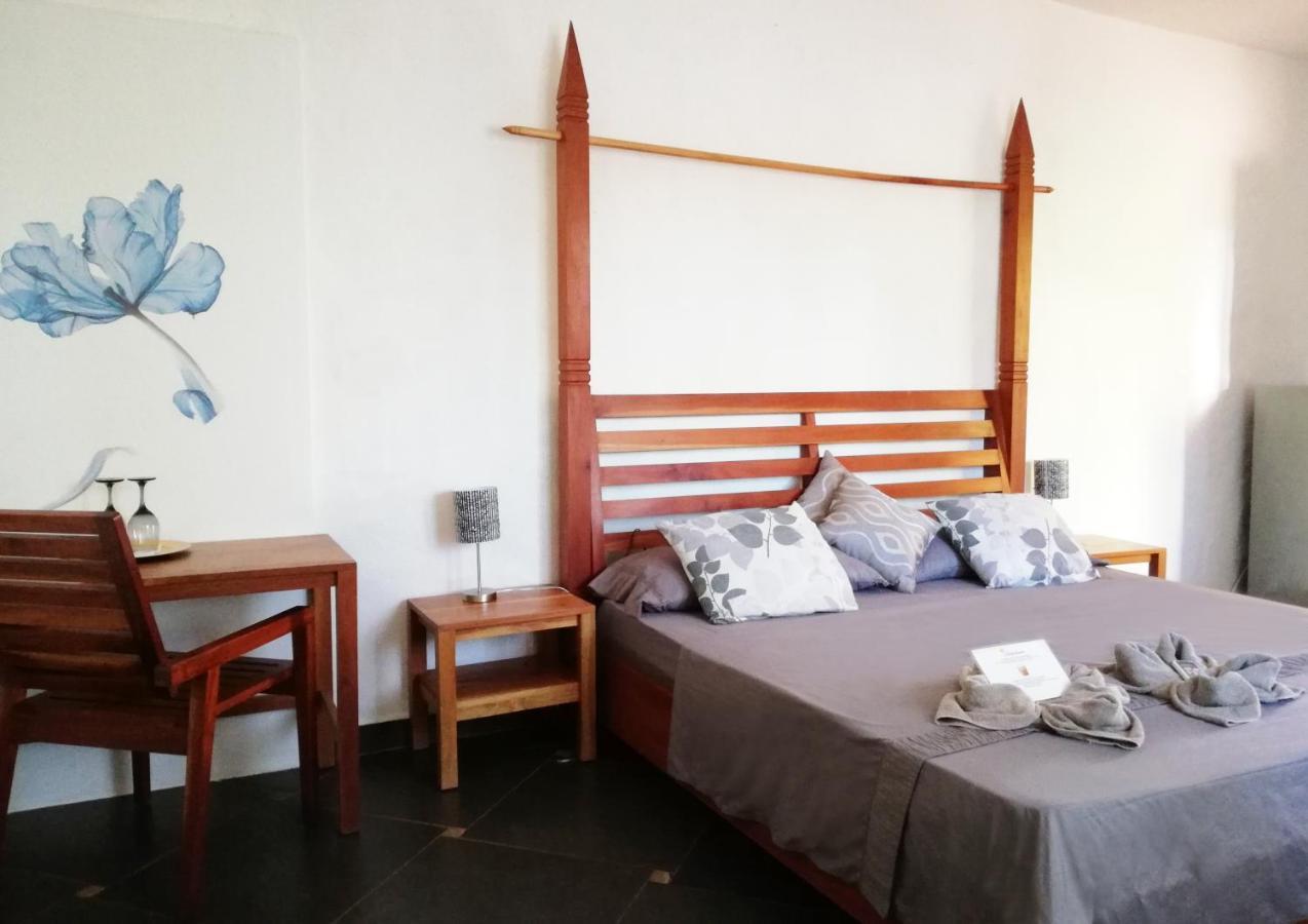Punta Duarte Garden Inn Los Duarte ภายนอก รูปภาพ